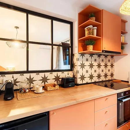 Apartment Central Modern Flat Near Metro & Park Bucharest