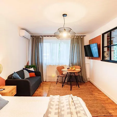 Apartment Central Modern Flat Near Metro & Park *