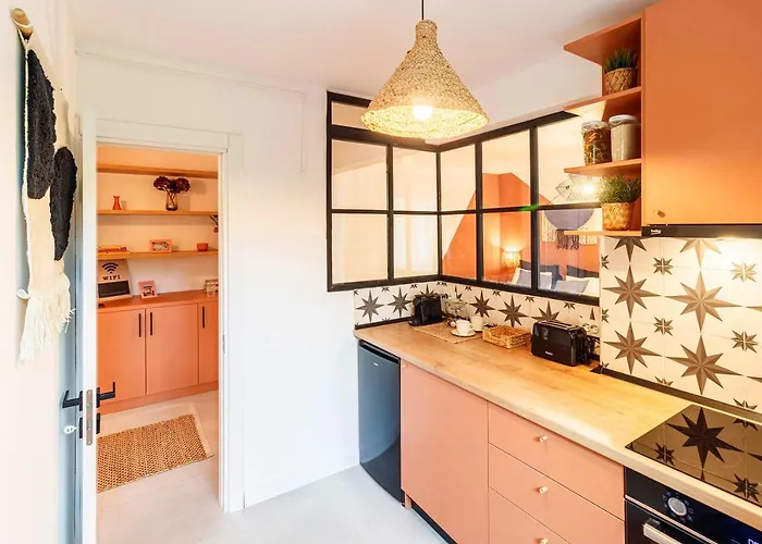 Daire Central Modern Flat Near Metro & Park *